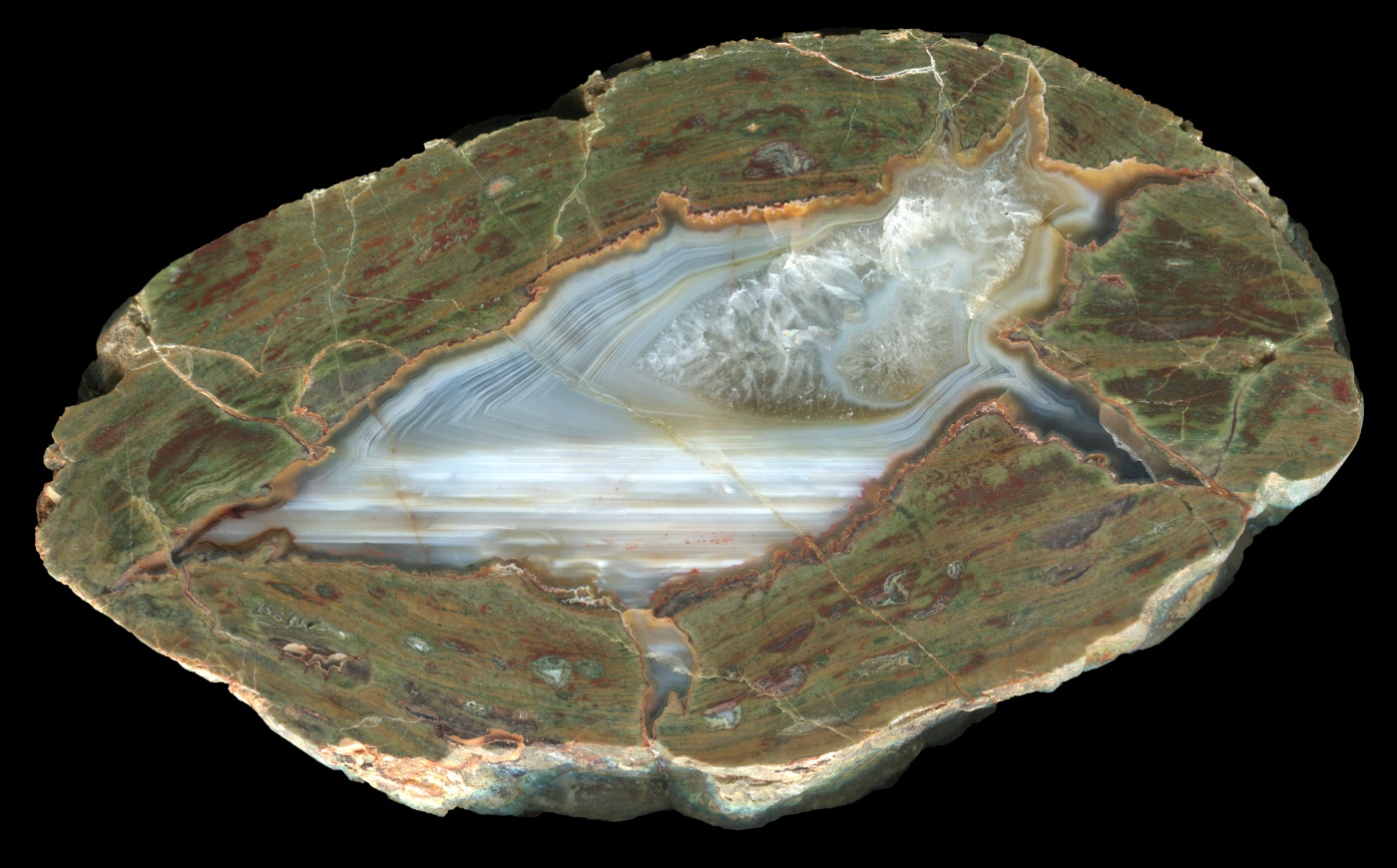 Large Horizon Red Thunderegg with Waterlines