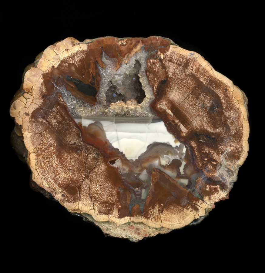Buchanan Thunderegg With Cave