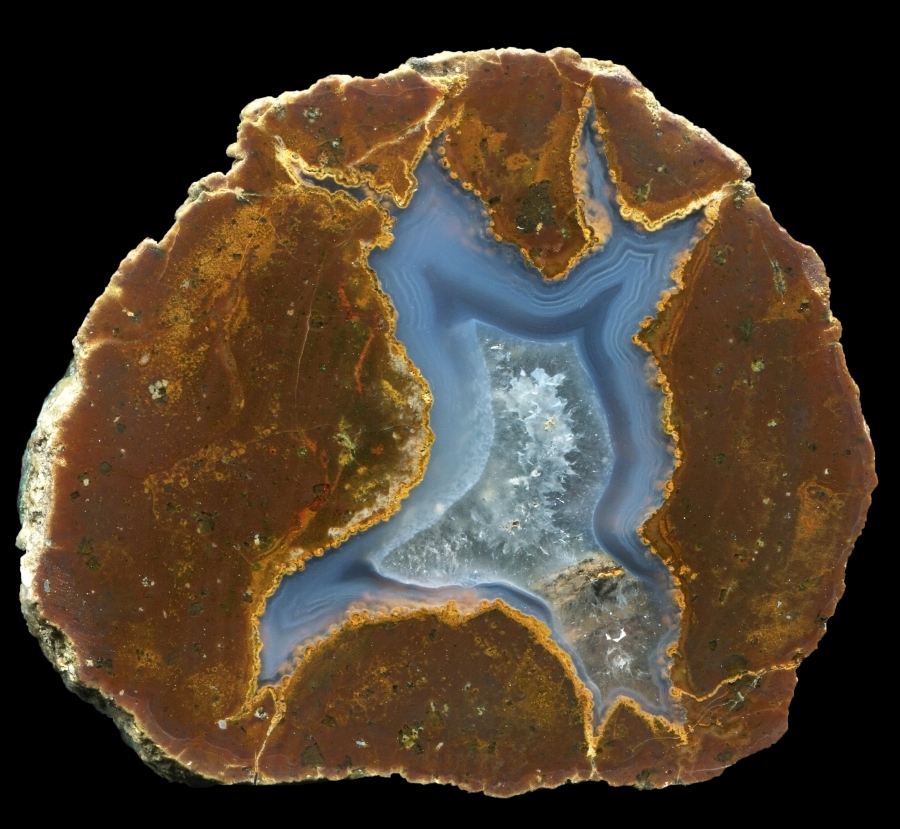 Red Hill Upper Bed Thunderegg with Deep Agate Pool